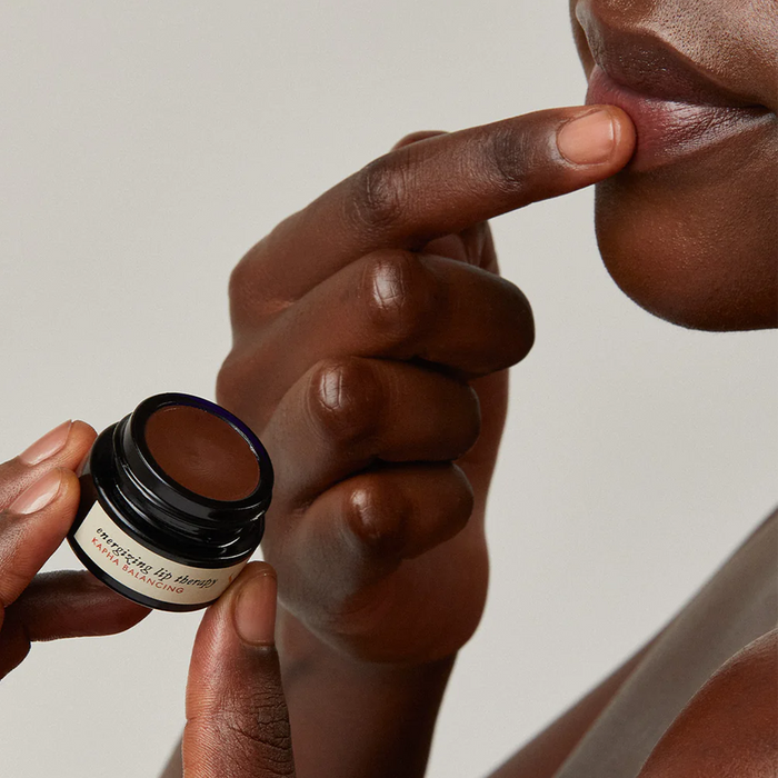 Energizing Lip Therapy